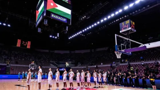 المشهد المعاصر | صقور الأردن يخسرون أمام السعودية 77-73 في كأس آسيا لكرة السلة
