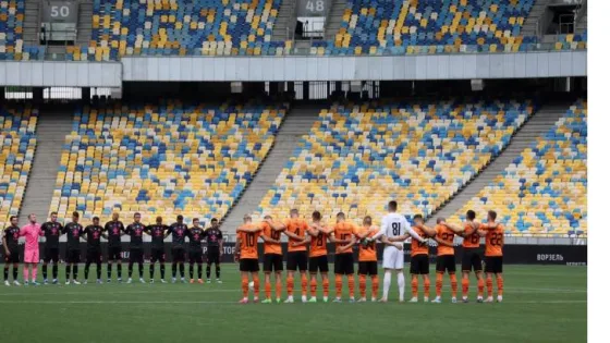 المشهد المعاصر | مرة اخرى…توقف مباراة في الدوري الاوكراني بسبب الحرب