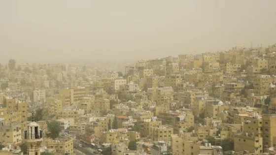 المشهد المعاصر | مع اشتداد تأثير الموجة الحارة اللاهبة ما حقيقة عطلة يومي الثلاثاء والأربعاء في الأردن ؟