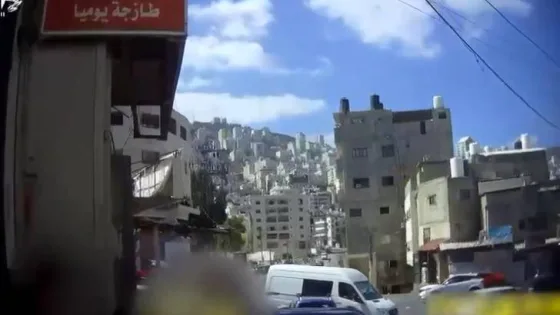 المشهد المعاصر | الاحتلال يقتحم مخيم عين بيت الماء في نابلس ويعتقل شاباً فلسطينياً
