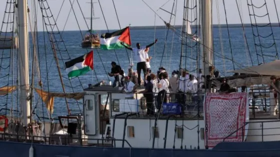المشهد المعاصر | تونس تنفي استهداف سفينة بـ”أسطول الصمود” المتجه لغزة وتكشف سبب الحريق